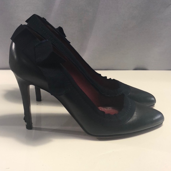 Lanvin Navy Blue Grosgrain Ribbon Pumps - Picture 5 of 8